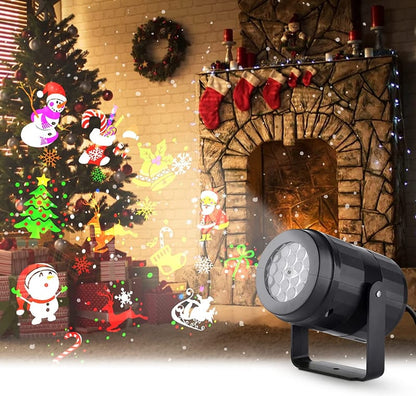 Proyector navideño en una casa